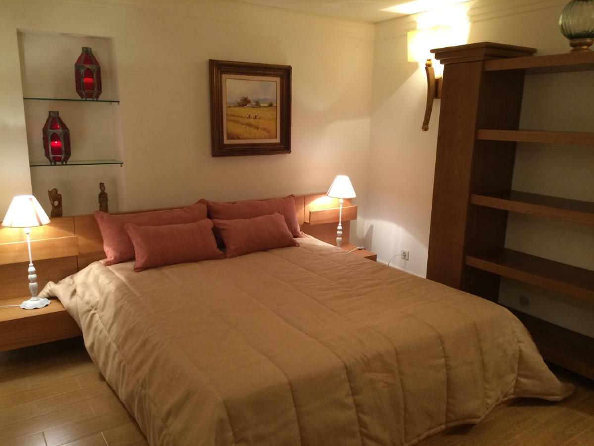 Apartamento Com Piscina Cruz Quebrada 외부 사진